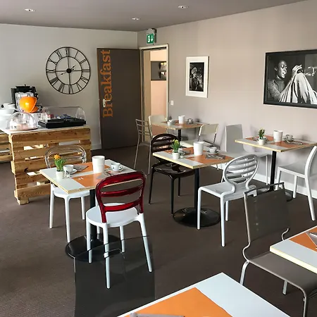 Couette-café Jazz 3*