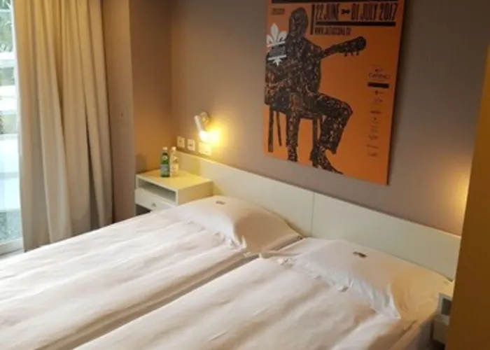 Jazz Bed and breakfast 3*